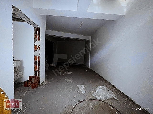 ÜMRANİYE YOĞUN YAYA TRAFİĞİ SÜTÇÜ İMAM ÜZERİNDE KİRALIK DÜKKAN - Görsel 6