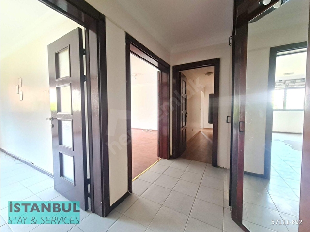 Bahçeşehir Merkezde, Balkonlu ve Ferah, 3+1 Satılık Daire - Görsel 14