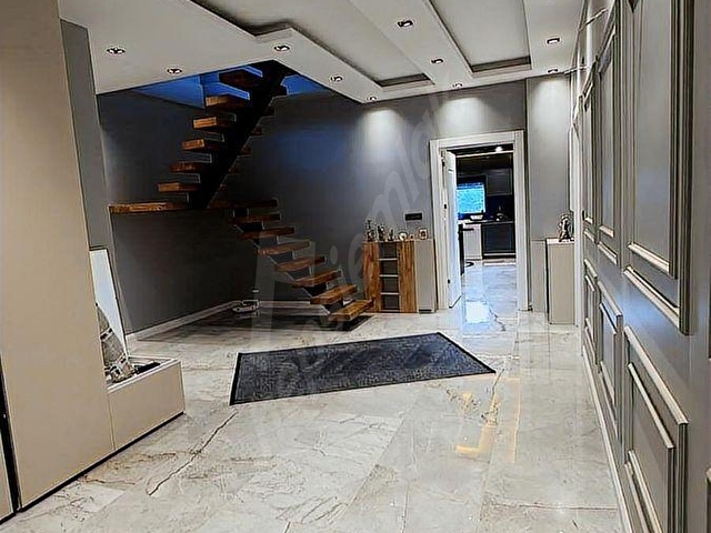 ÇATALCA SUBAŞINDA 650 M2 FULL DEKORLU SATILIK LÜKS EŞYALI VİLLA - Görsel 11