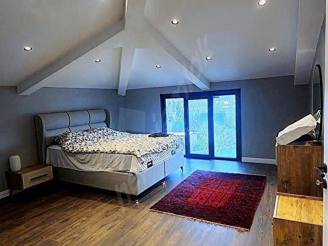 ÇATALCA SUBAŞINDA 650 M2 FULL DEKORLU SATILIK LÜKS EŞYALI VİLLA - Görsel 18