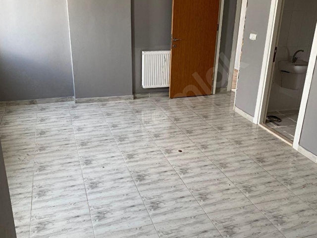OSMANGAZİDE İSKANLI 3+1 SATILIK DAİRE DOĞALGAZLIKAPALI MUTFAK - Görsel 3