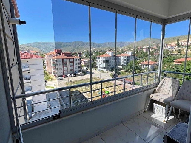 YAHYALI  DA 4+1 SATILIK LÜKS DAİRE SUAT GAYRİMENKUL  DEN