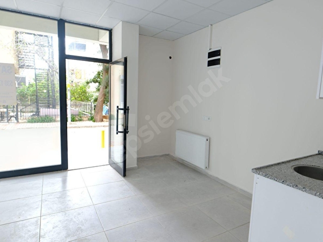Bayraklı Mansuroğlunda Metro Yakını Kiralık 43m² İş Yeri - Görsel 10
