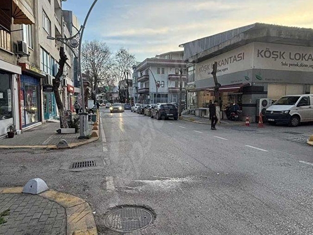 İSTASYON CADDESİNDE_KÖŞE BAŞI_HAZIR KİRACILI_İŞYERİ - Görsel 10