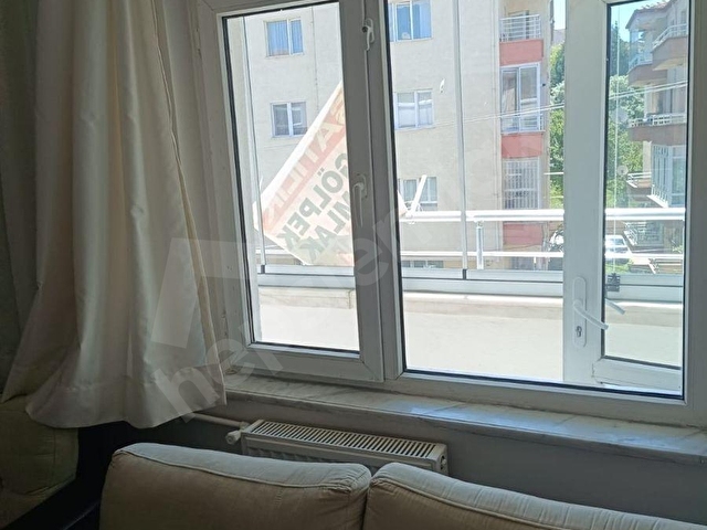 AKARBASI MAHALLESİ SATILIK 3+1 ARA KAT DAIRE - Görsel 12
