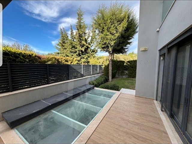 FOR SALE & FOR RENTTEN 4+2 PAŞA LİMANINDA 260M2 ARSA İÇİNDE HAVUZLU VİLLA - Görsel 26