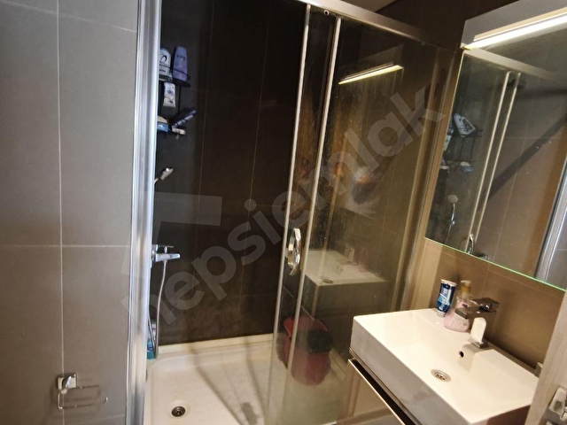Nef 04 Kağıthanede Kiralık 1+1 Yüksek Kat Köşe Ferah Şık Daire - Görsel 21