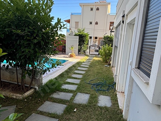 İZMİR ÖZDERE ÇUKURALTINDA YÜZME HAVUZLU SİTE İÇİ SATILIK YAZLIK - Görsel 5