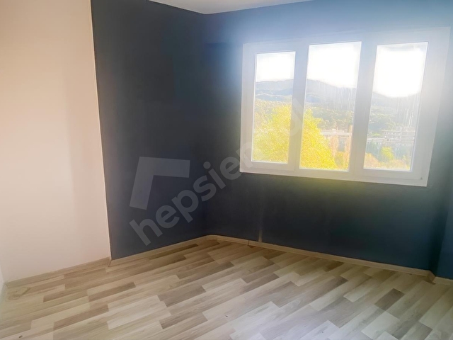 DAVUTLARDA KAPALI OTOPARKLI, ASANSÖRLÜ GENİŞ 3+1 KİRALIK DAİRE - Görsel 10