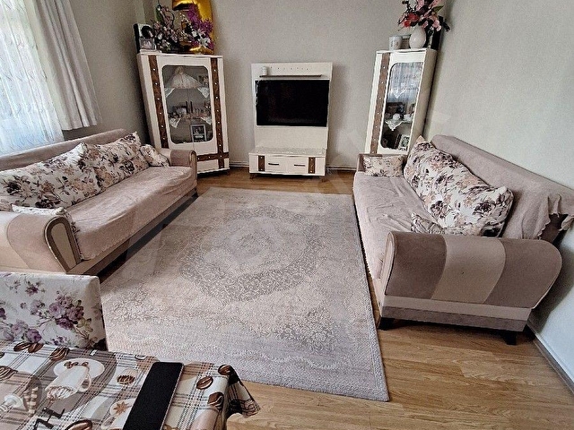 PEDNİK ÇAMÇEŞME MAHALLESİNDE SATILIK 2+1 DAİRE MERKEZDE ARSA PAYI 28m - Görsel 3