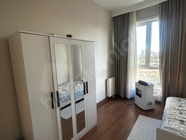 Bahçeşehir Göl Panorama Sitesinde Eşyalı Satılık Daire - Görsel 14