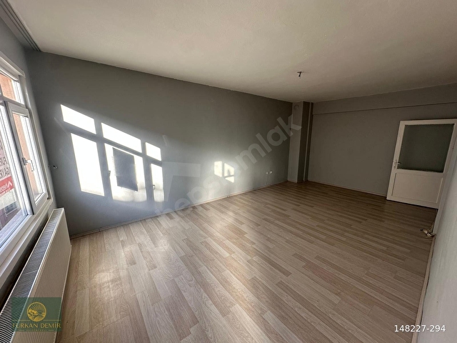 FURKAN DEMİRDEN KARAMÜRSEL 4 TEMMUZ MERKEZDE 3+1 KİRALIK DAİRE - Görsel 3