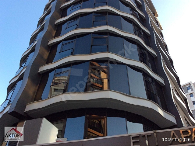 KAPTANARİFTE GENÇ BİNADA 2+1 KOMBİLİ AYRI MUTFAKLI 75M2 NET