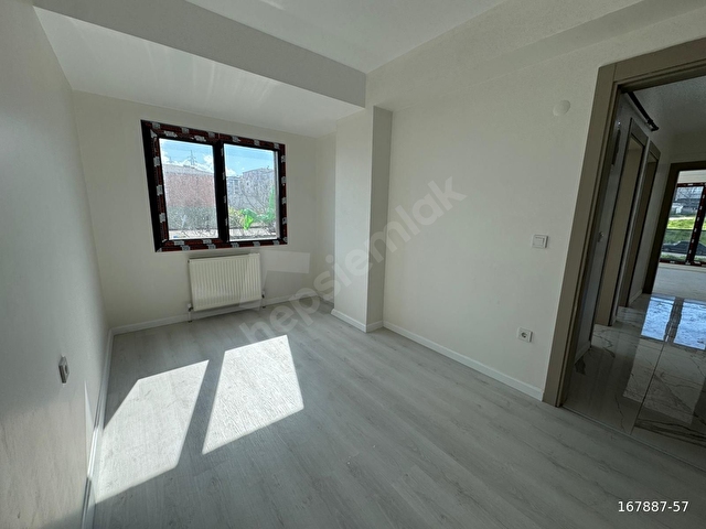 AVCILAR TAHTAKALE MAH. SIFIR OTOPARKLI 3.KAT 2+1 DAİRE - Görsel 12