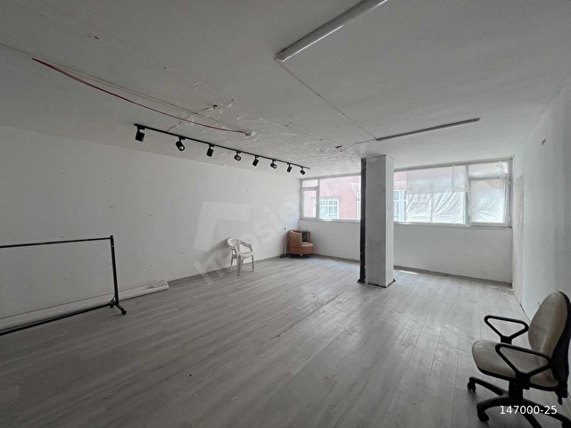 GÜNGÖREN MERKEZ MAH. BULUT SİTESİ 40_M2 OFİS ASANSÖRLÜ - Görsel 13