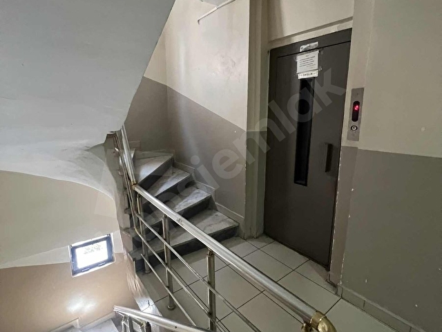 GÜNGÖREN MERKEZ MAH. BULUT SİTESİ 40_M2 OFİS ASANSÖRLÜ - Görsel 8