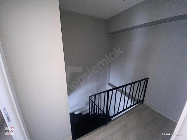 PERAdan site içerisinde temiz eşyalı 2+1 dubleks daire - Görsel 15