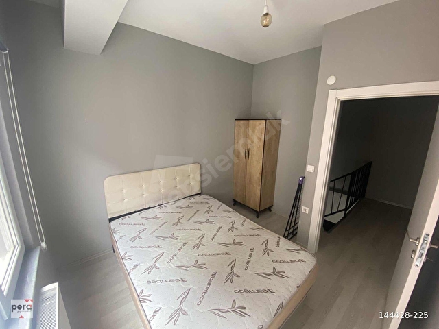 PERAdan site içerisinde temiz eşyalı 2+1 dubleks daire - Görsel 9