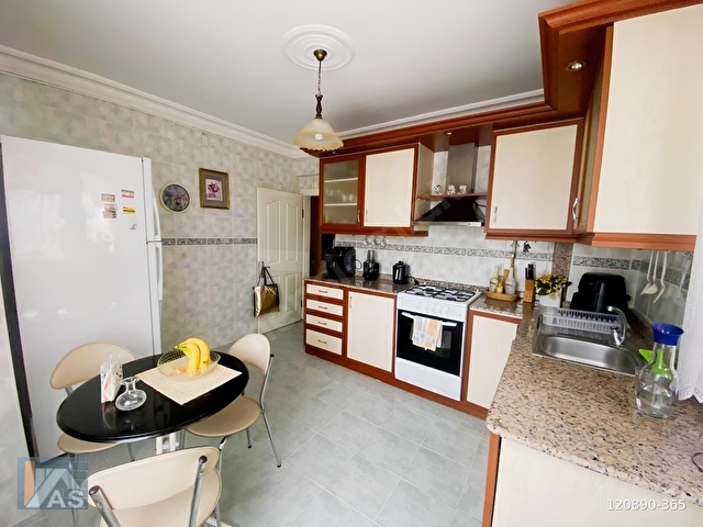 HARİKA LOKASYONDA 3+1 SATILIK DAİRE - Görsel 8