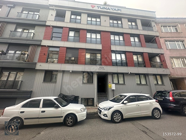 ÜSKÜDAR MERKEZE YAKIN KONUMDA 2+1 SATILIK,YENİ BİNA