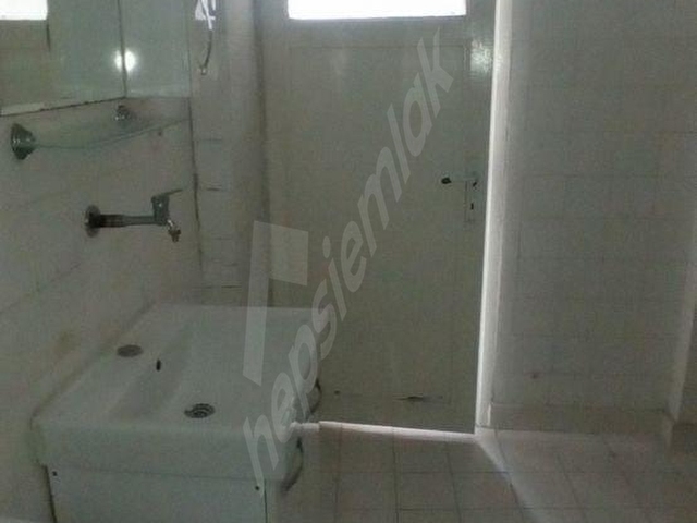 güzelyalı 40 sk son kat köşe 2+1 80 m2 DOĞALGAZ YOK - Görsel 22