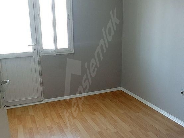 güzelyalı 40 sk son kat köşe 2+1 80 m2 DOĞALGAZ YOK - Görsel 18