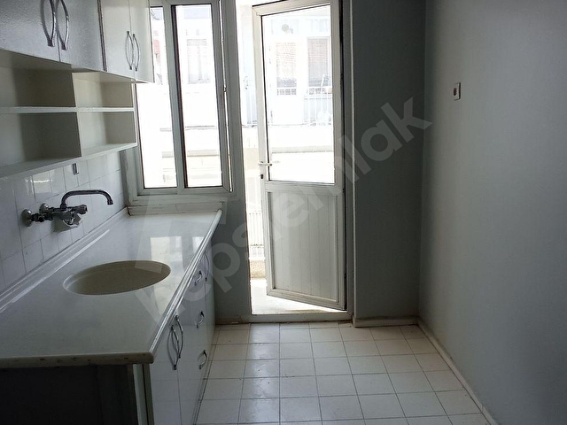 güzelyalı 40 sk son kat köşe 2+1 80 m2 DOĞALGAZ YOK - Görsel 12