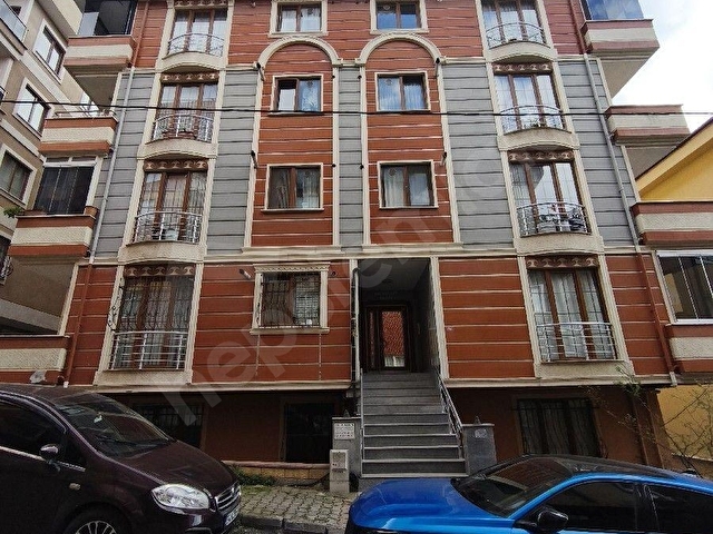FINDIKLI MAHALLESİ HANCIOĞLU CAD. ARA KAT 106 M2 KAT MÜLKİYETLİ