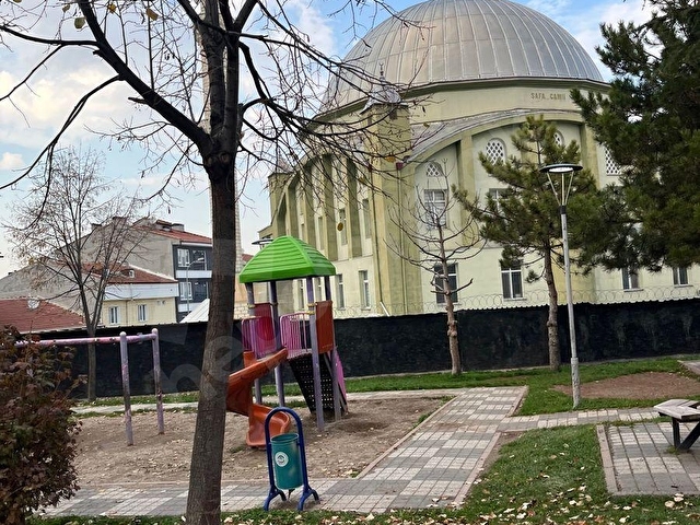 Emek mah kiralık 2+1 Arakat asansörlü daire - Görsel 2
