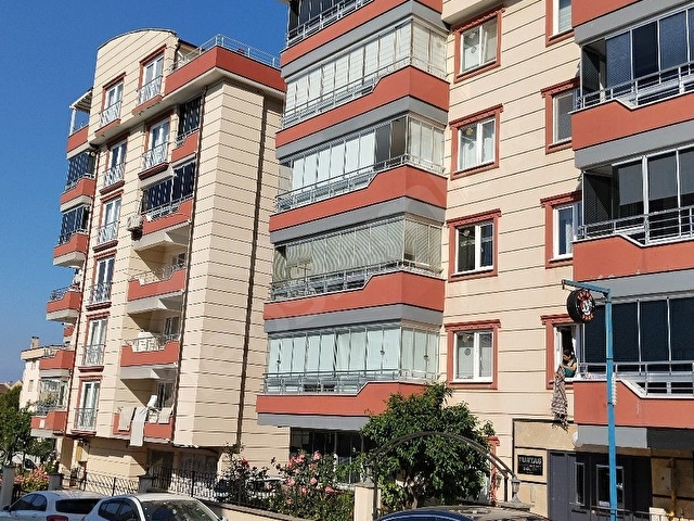 Bursa Mudanya Halitpaşa Mahallesinde Satılık Lüks ve Geniş Dubleks Daire
