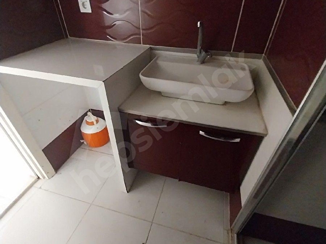 izmir Karşıyaka Şemiklerde Kiralık 2+1 Daire - Görsel 11