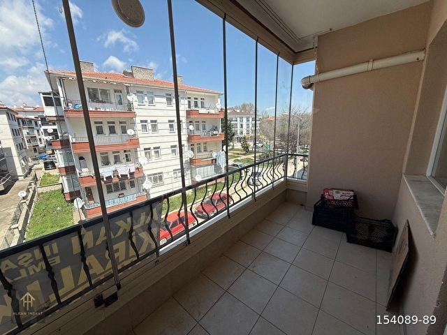 HASTANE ARKASI GENİŞ KULLANIŞLI DAİRE - Görsel 5