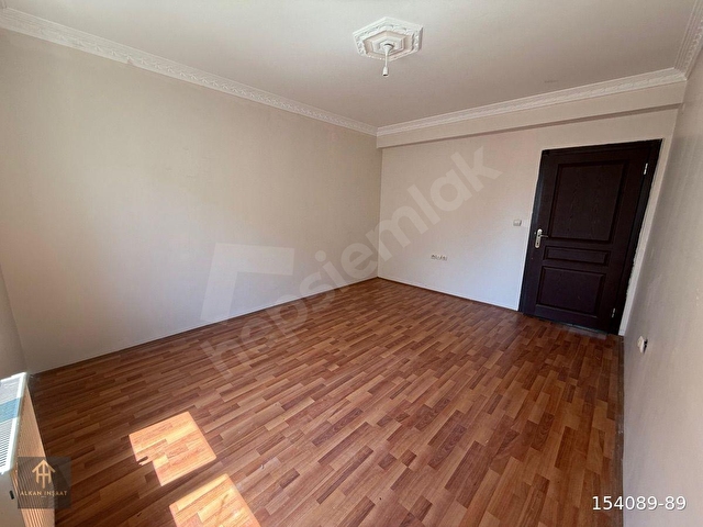 HASTANE ARKASI GENİŞ KULLANIŞLI DAİRE - Görsel 18