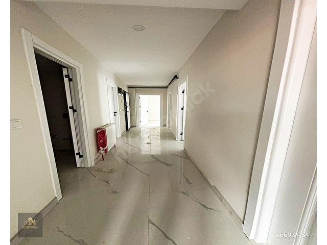 3M Yapıdan Metroya 3 Dk Yürüme Mesafesinde 3+1 Avantajlı Daire - Görsel 21