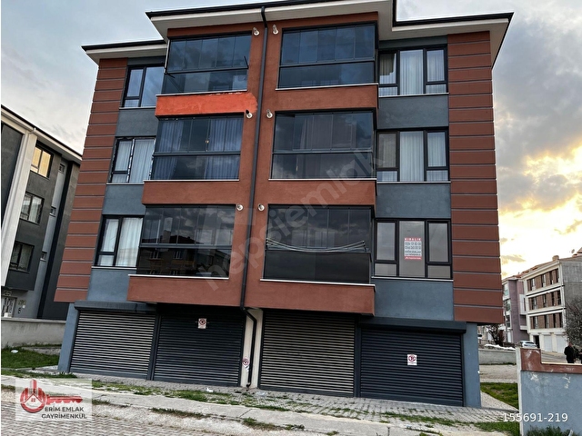 71 EVLER MAH.HASTANE YAKININDA 2+1 ÖZEL GARAJLI KİRALIK DAİRE