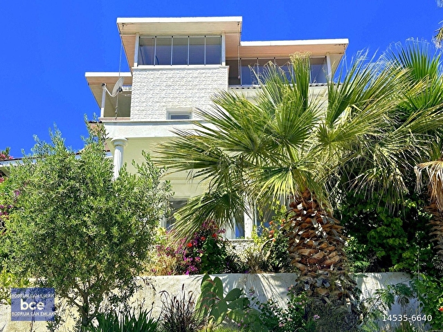 KUMSAL PLAJLI SİTEDE TAM CEPHE MANZARALI DAYALI DÖŞELİ TRİPLEX - Görsel 5