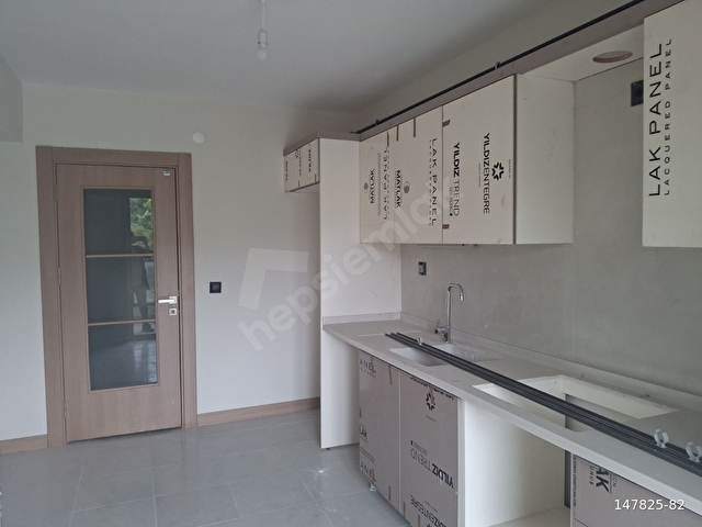BARAJYOLUNDA 3+1 CADDE ÜZERİ ÇOK KEYİFLİ DAİRE 70.000 - Görsel 2
