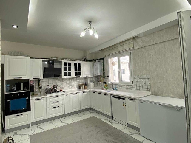 ACİLL ERKİLET OSMANGAZİ MAH. 3+1 ARA KAT SATILIK DAİRE - Görsel 4