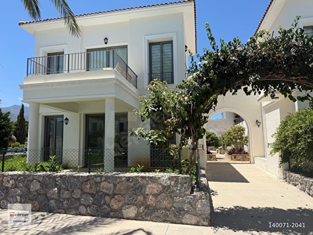 Girne Alsancak Kıbrıs Town Houses Satılık 2+1 Daire