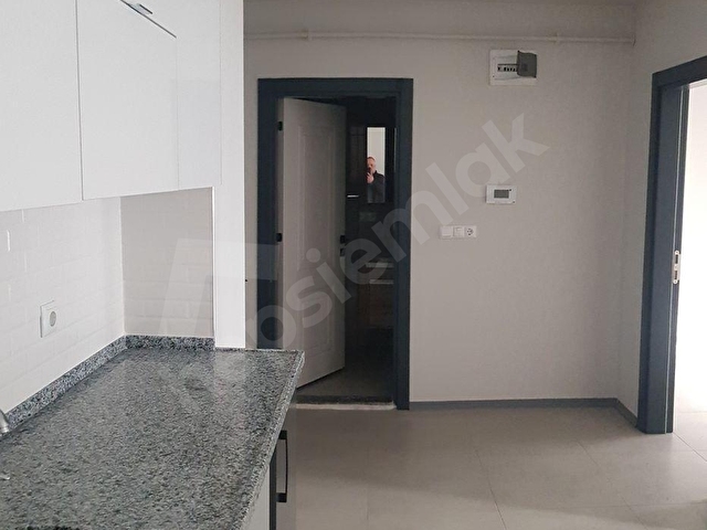 GK PLAZADA KİRALIK SON 55 m² 1+1 OFİS İNEGÖL - Görsel 12
