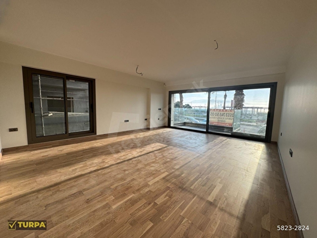 KARŞIYAKA SAHİLDE, DENİZ MANZARALI, SIFIR, SATILIK KÖŞE DAİRE - Görsel 4