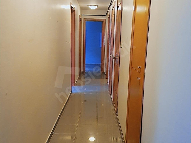 TAKSİM SIRA SELVİLER ÜZERİNDE 4+1 EV-OFİSE UYGUN KİRALIK DAİRE - Görsel 2