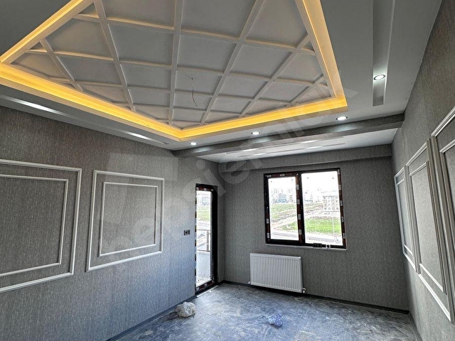 Kızılateş inşaat emlaktan 3+0 kiralık sıfır arakat daire
