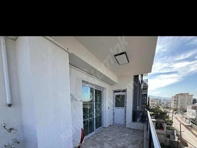 AGÂH YATIRIMDAN CUMHURİYET MAHALLESİNDE SATILIK 3+1 LÜX DAİRE - Görsel 2