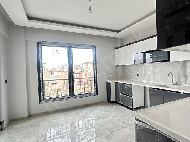 3+1 SIFIR ÜÇ CEPHELİ MESKENLİ SIFIR DAİRE - Görsel 4