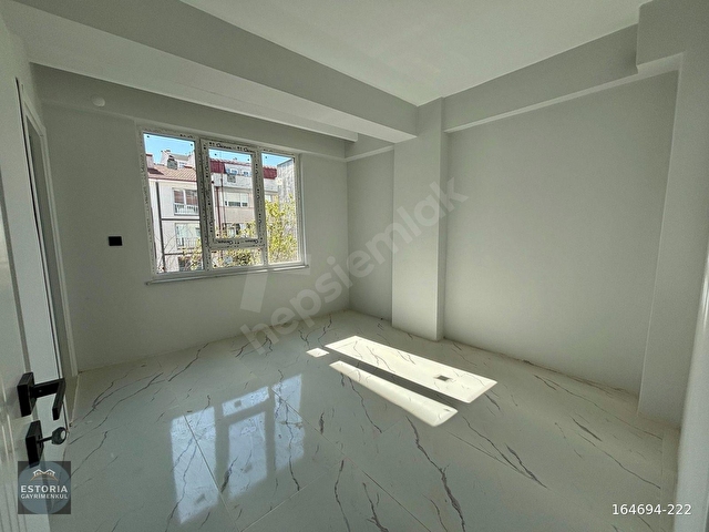 ESTORIADAN ESENLİ CD YANI EBEVEYN BANYOLU BALKONLU 2+0 DAİRE - Görsel 12