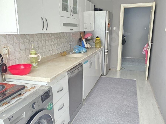 YENİ MAHALE FULL YAPILI MASRAFSIZ ZEMİN ÜSTÜ ASANSÖR VAR 3+1