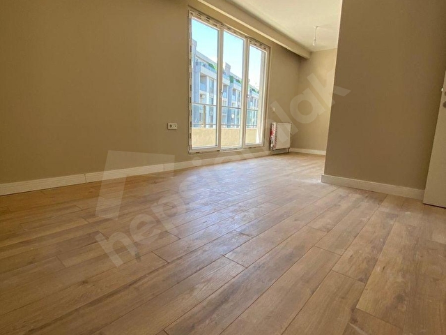 BAHARYAKA SİTESİNDE HALİÇ MANZARALI SATILIK 4+1 DUBLEKS DAİRE - Görsel 9