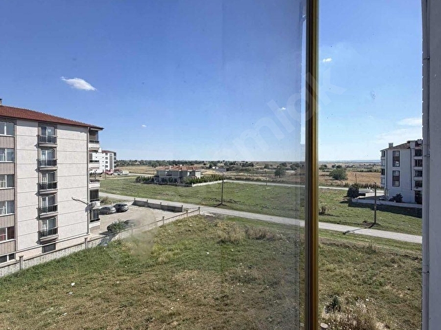 UZUNKÖPRÜ CUMHURİYET DE 3+1 120 M2 SATILIK DAİRE - Görsel 2