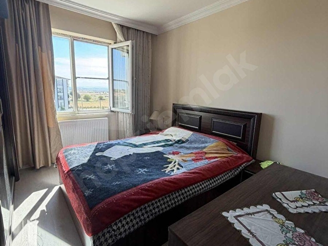 UZUNKÖPRÜ CUMHURİYET DE 3+1 120 M2 SATILIK DAİRE - Görsel 11